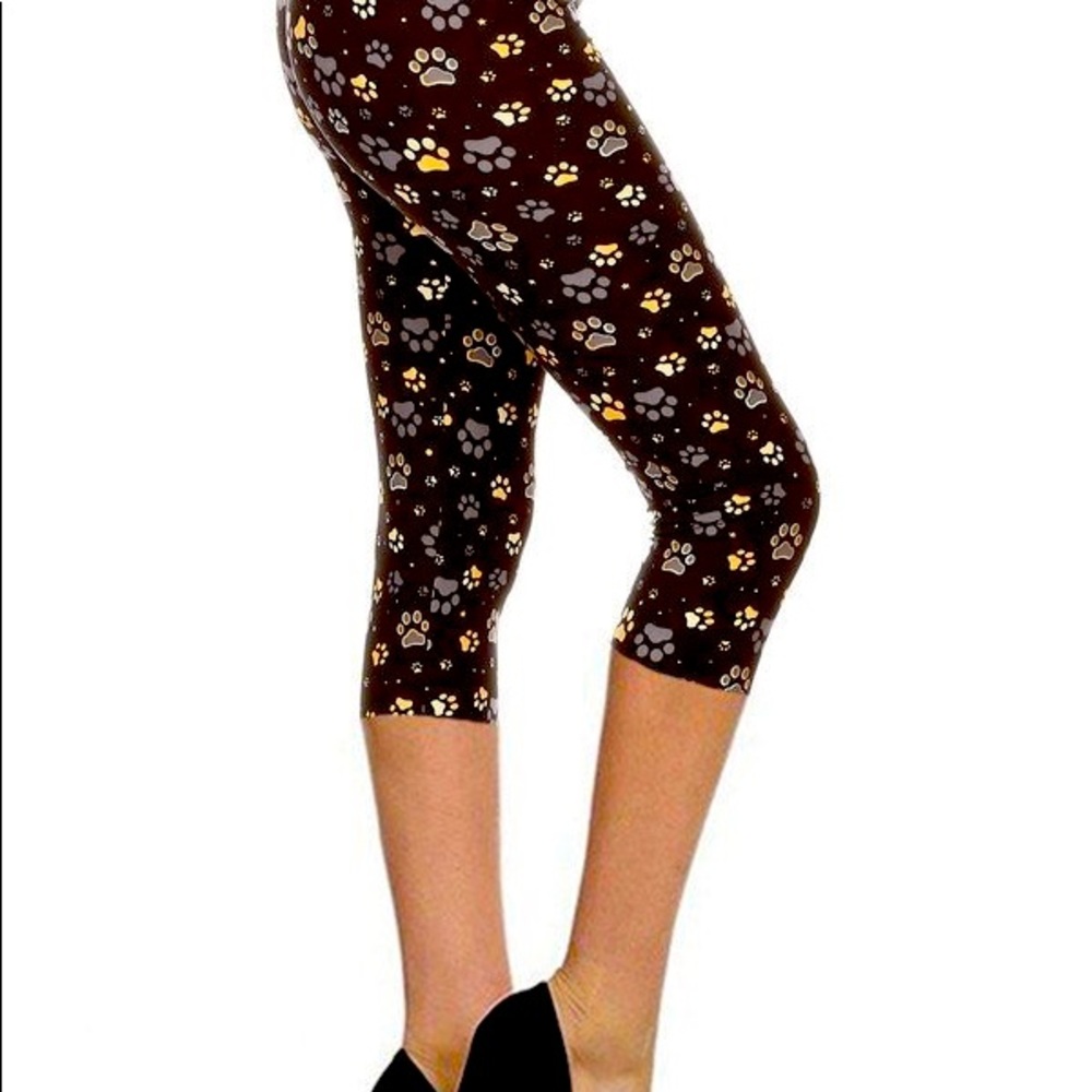 One Size Buttery Soft Paw Leggings